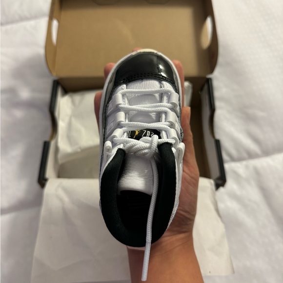 *SOLD* Jordan 4 TD - Picture 3 of 7